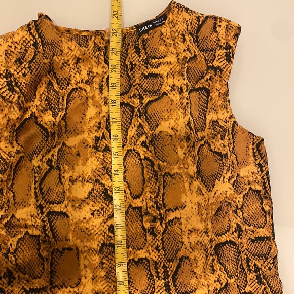 Shein Snake print top - Picture 3 of 4